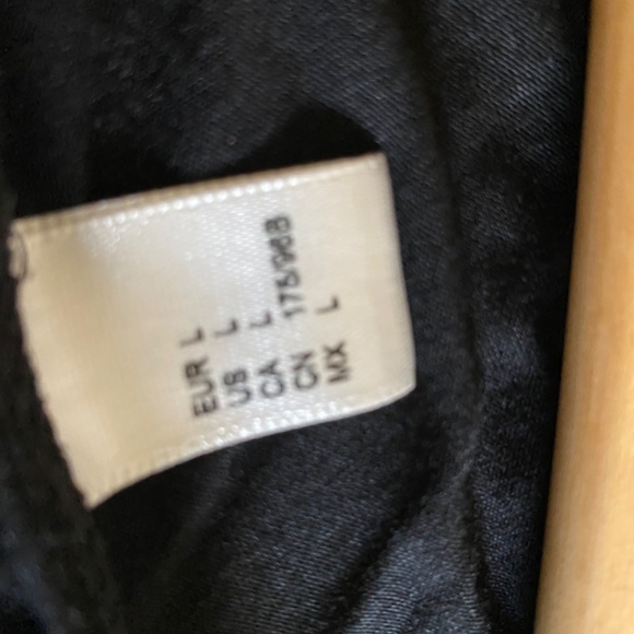 SHEIN - Picture 9 of 10